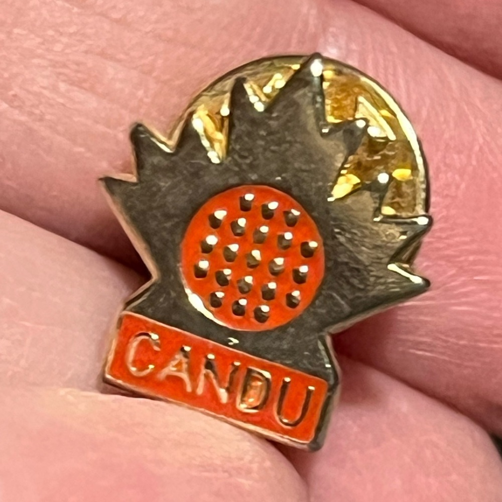 Candu vintage Gold Sunrise Collectible Pin